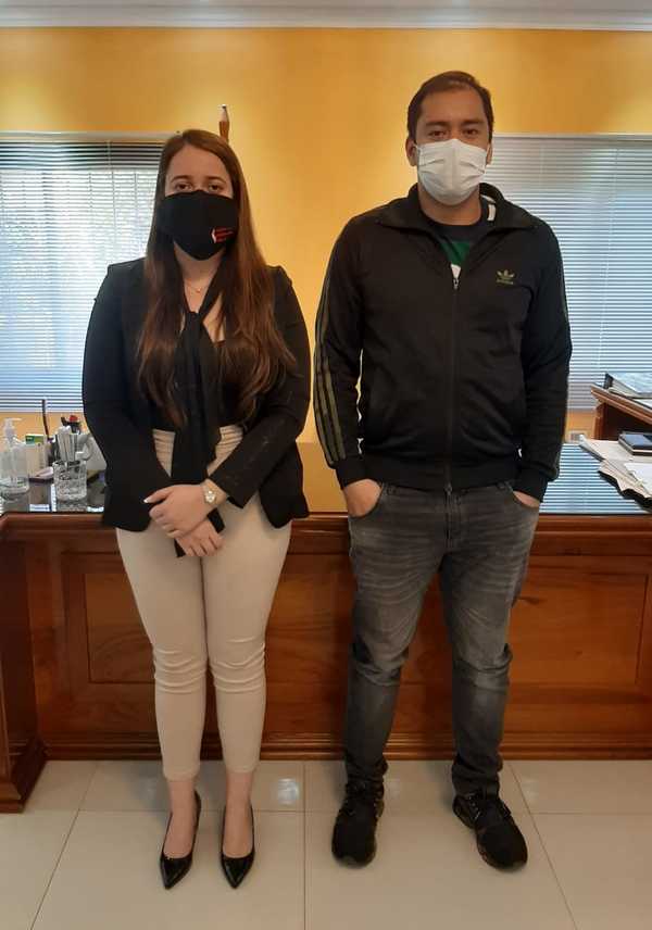 Asume nueva directora de comunicación en la comuna