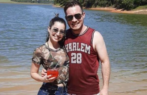 Se tomó una foto con su novia para celebrar su compromiso y 5 minutos después murió ahogado - C9N