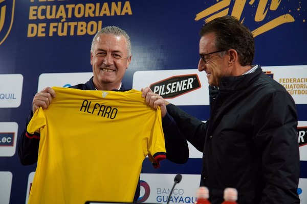 Alfaro tilda de las 'más complejas' a eliminatorias sudamericanas
