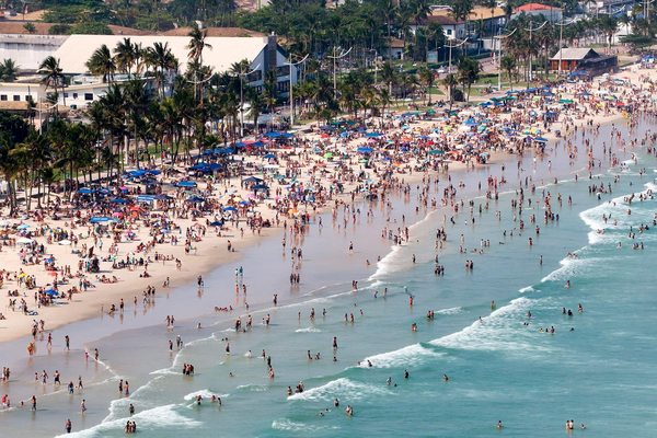 Playas y parques de casi todo Brasil repletas en jornada festiva por el Día de la Independencia