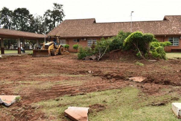 Inicia construcción de Pabellón de contingencia en el Hospital Regional