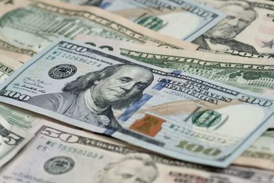 Ya se espera que el dólar cierre el 2020 por encima de los G. 7.000 - MarketData