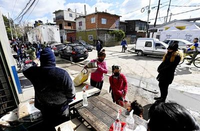 Estiman que línea de pobreza llegaría al 30% y afectaría a 2 millones de compatriotas - Nacionales - ABC Color