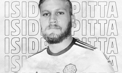 Olimpia presenta a Isidro Pitta