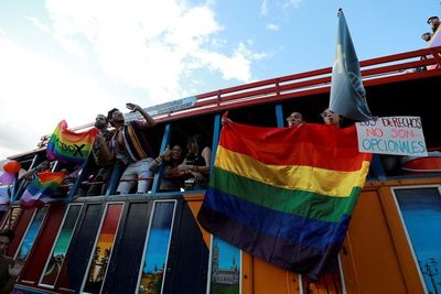 Iniciativa del colectivo LGBT en Ecuador busca fomentar inclusión laboral - MarketData
