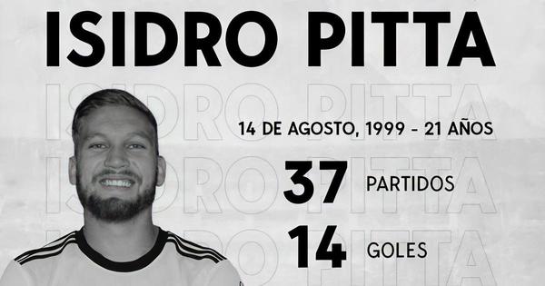 Isidro Pitta fue presentado como nuevo refuerzo del Club Olimpia