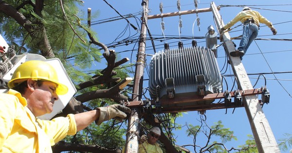 La Nación / Ande inicia operativo mantenimiento de distribución y alumbrado público