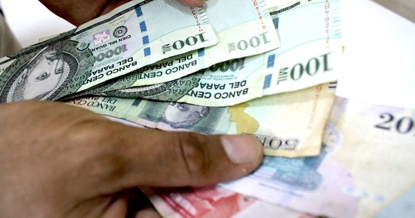 La Nación / Banco Mundial analiza los efectos de la crisis en remesas paraguayas