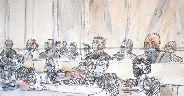 La Nación / Imágenes escalofriantes muestran la violencia del ataque en juicio de “Charlie Hebdo”