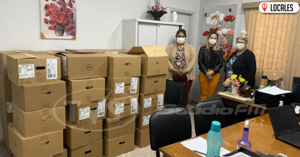 IPS inició distribución de 590 nuevas computadoras a centros de atención a nivel país