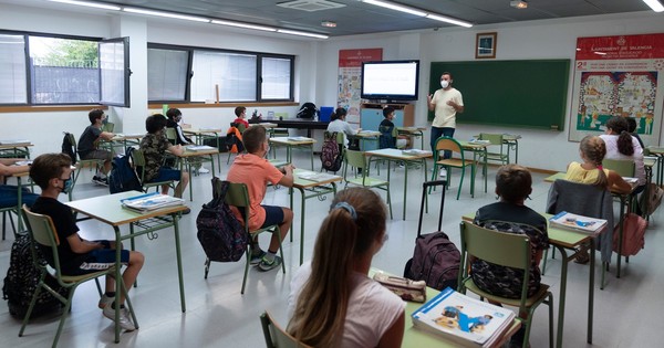 La Nación / Retorno a la escuela, un dilema para las familias más pobres de Nueva York