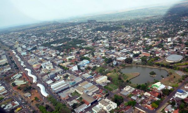 Comerciantes de PJC rematan mercaderías para evitar pérdidas