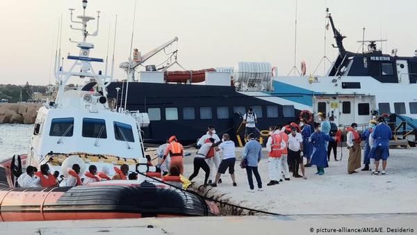 Italia desmantela una organización que traficaba con migrantes » Ñanduti