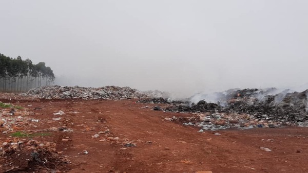 Denuncian contaminación ambiental en el vertedero municipal de Hernandarias – Diario TNPRESS