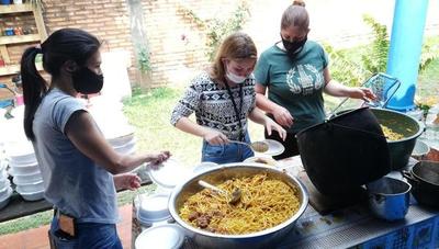 Piden promulgación de la Ley de apoyo a ollas populares para asistir a los más necesitados - ADN Paraguayo