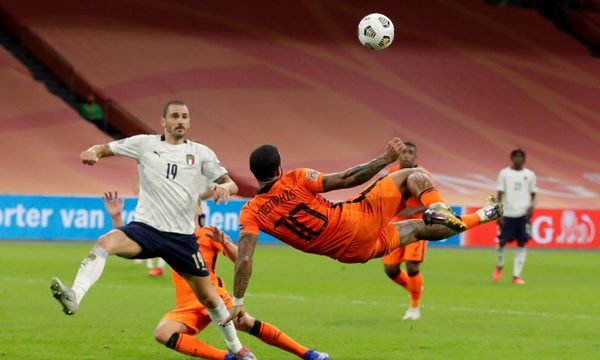 Memphis Depay admite interés del Barcelona de Ronald Koeman