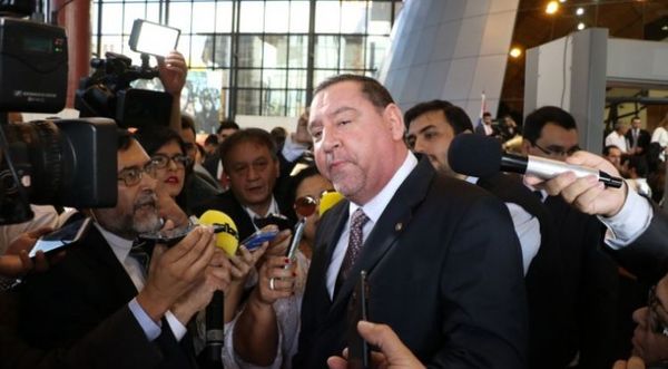 Zacarías Irún renuncia al JEM tras presiones mediáticas y políticas