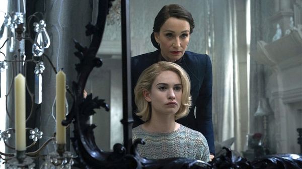 Romance y suspensso en el primer tráiler de la nueva adaptación de “Rebeca” - Cine y TV - ABC Color