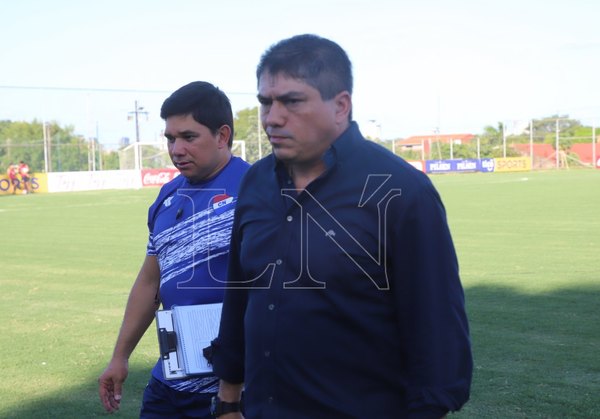 Nacional aclara la situación del técnico 'Tiburón' Torres