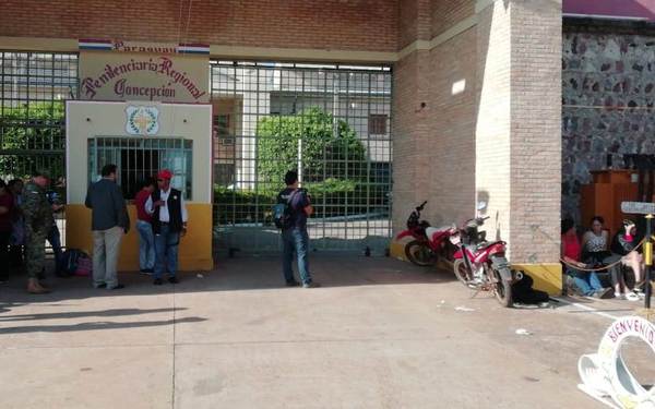 Toman 26 muestras en cárcel de Concepción, tras confirmación de caso positivo de Covid | Radio Regional 660 AM