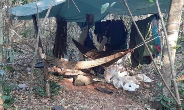 “Niñas tenían el derecho inalienable de conocer a su padre”: Abogado justifica presencia de menores en campamento del EPP