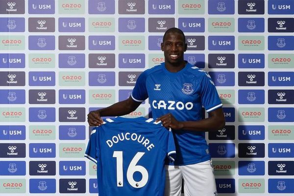 Doucouré ficha por el Everton - Fútbol - ABC Color