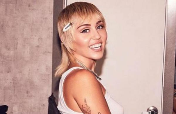 Miley Cyrus asegura que dejó el veganismo porque su cerebro 'no estaba funcionando correctamente' - SNT