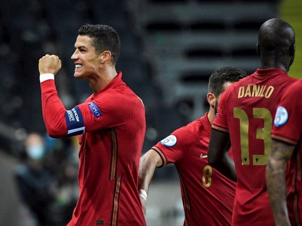 Cristiano Ronaldo marca su gol número 100 con Portugal