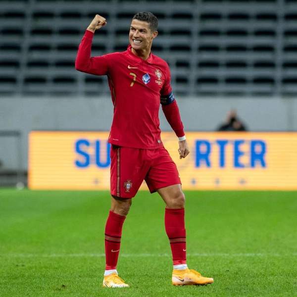 Con sendos golazos, CR7 se convirtió en el primer jugador europeo en superar 100 tantos con su selección - Megacadena — Últimas Noticias de Paraguay
