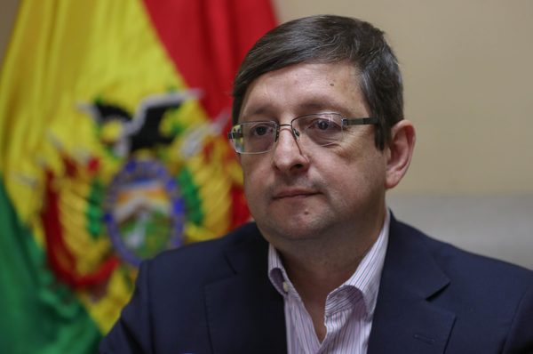 Bolivia alcanza en el primer semestre el déficit previsto para todo el año - MarketData