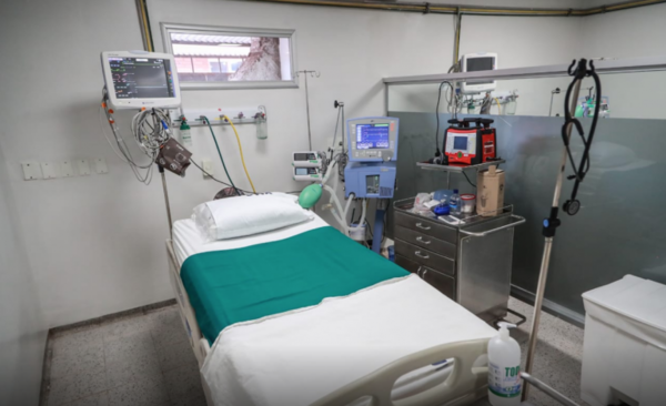 HOY / Dispondrán de 40 camas más para las unidades de terapia intensiva
