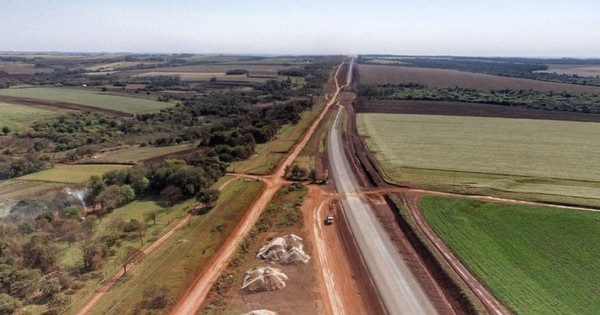 La Nación / Corredor de exportaciones registra avance del 65% en las obras