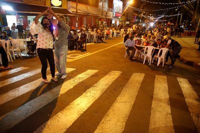 El Gobierno colombiano autoriza un plan piloto para el consumo de licor en los bares - MarketData