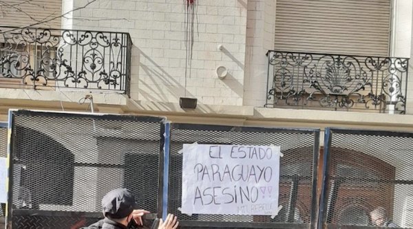 Crónica / Embajada de Paraguay ashá fue apedreada