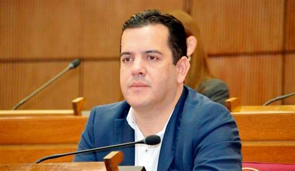 HOY / Pérdida de investidura de Friedmann: pedido se presenta hoy
