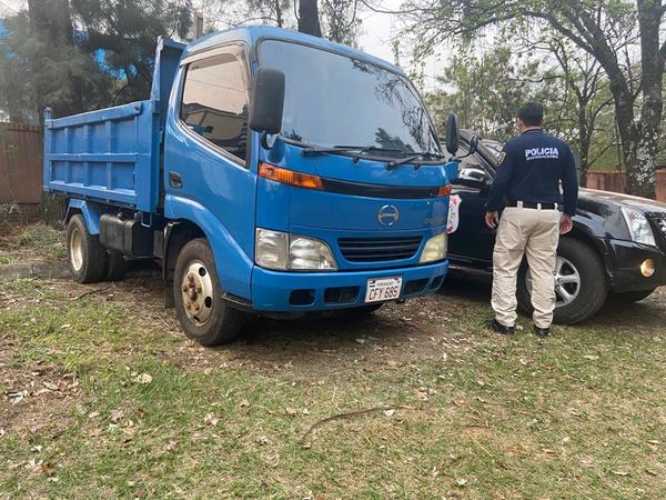 Allanan depósito en busca de mercaderías robadas la semana pasada por presuntos piratas del asfalto