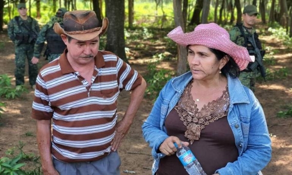 HOY / Tras recibir dato sobre su hijo, madre de Edelio espera llamada del Gobierno