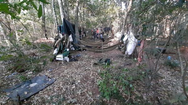 Muerte de niñas en tiroteo: Zavala dice que es responsabilidad de los padres y de quienes las llevaron - Nacionales - ABC Color