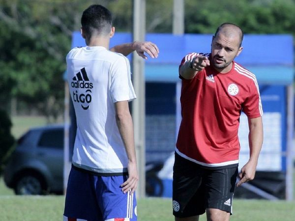 Paredes reemplaza al Rorro