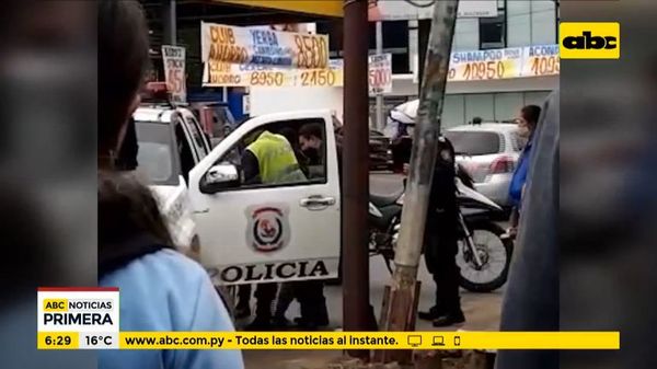 Joven detenido tras intentar huir de presencia policial - ABC Noticias - ABC Color