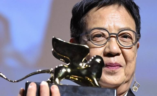 HOY / Venecia corona a la hongkonesa Ann Hui con su León de Oro honorífico