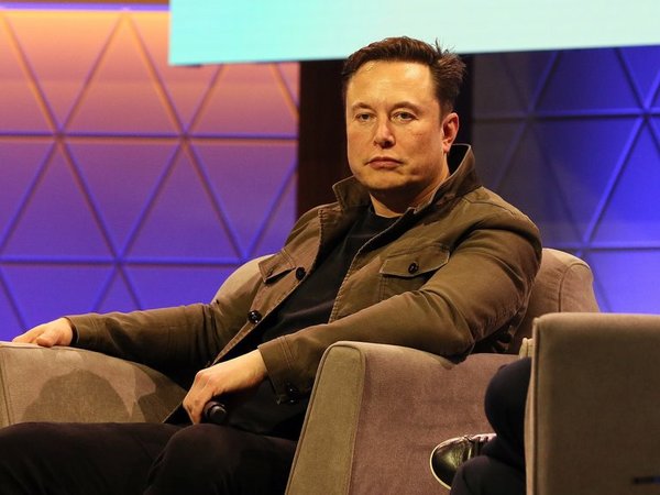 Récord negativo de Musk: perdió USD 16 mil millones en la jornada negra de Tesla en Wall Street
