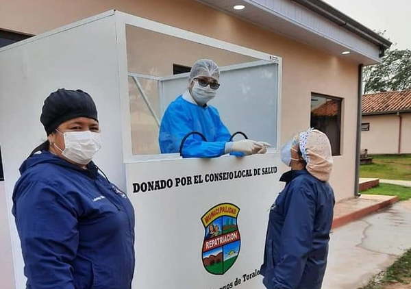 Municipalidad de Repatriación entregó cabina para la realización de hisopado - Noticiero Paraguay
