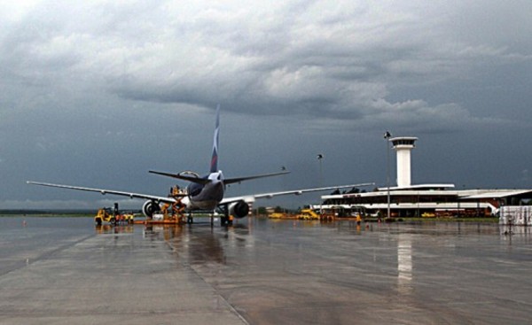 Apertura de puestos migratorios en aeropuertos para vuelos comerciales