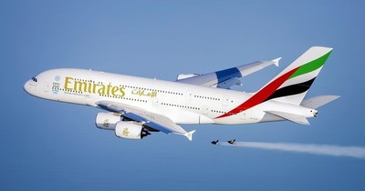 La Nación / El avión comercial más grande del mundo, cerca de aterrizar en el país