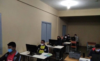 HOY / Habilitan aula virtual para que personas privadas de libertad sigan estudiando