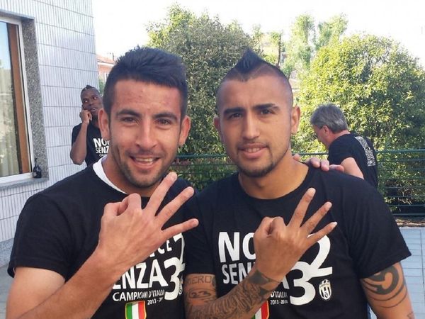Isla dice que espera jugar con Arturo Vidal en el Flamengo
