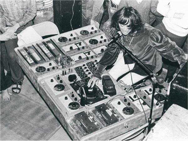 Muere Simeon Coxe, pionero de la música electrónica