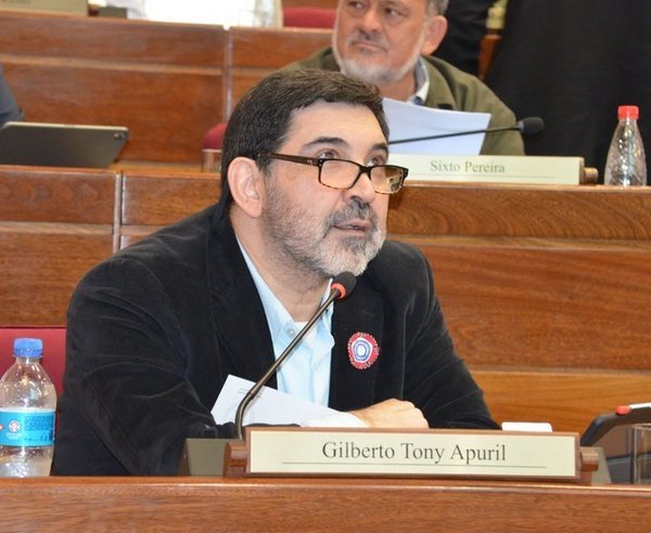 Audiencia entre senadores y la FTC fue suspendida tras conocerse la desaparición de Óscar Denis - ADN Paraguayo