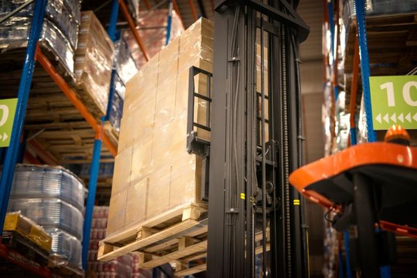 Importaciones acumulan caída de 18,4% hasta agosto, con el peor resultado desde el 2017 - MarketData